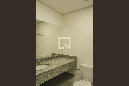 Banheiro de apartamento para alugar com 1 quarto, 28m² em Centro, São Bernardo do Campo