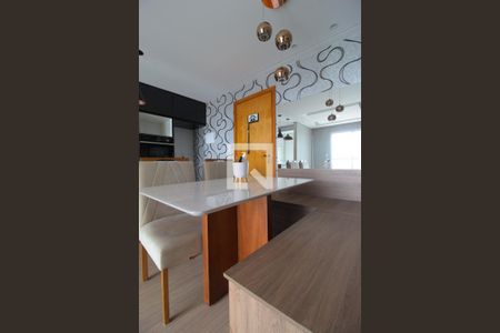 Sala de apartamento para alugar com 2 quartos, 64m² em Jardim Marilu, Cotia