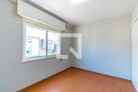 Quarto 1 de apartamento à venda com 2 quartos, 66m² em Centro, Canoas