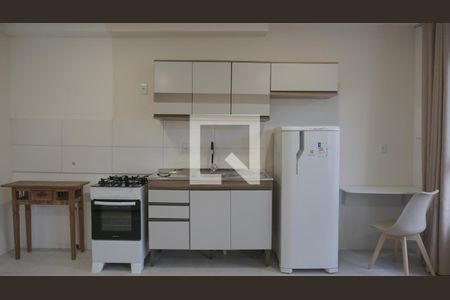 Cozinha de kitnet/studio para alugar com 1 quarto, 30m² em Rio Branco, Novo Hamburgo