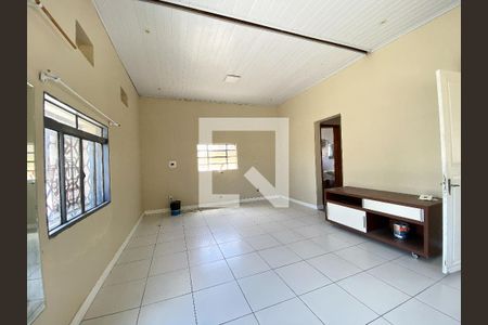 sala de casa para alugar com 2 quartos, 60m² em Niterói, Canoas