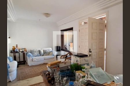 Sala de casa à venda com 3 quartos, 240m² em Piratininga, Niterói