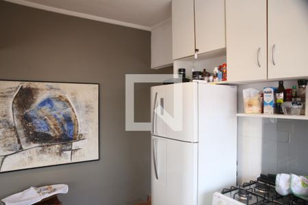 Cozinha  de apartamento para alugar com 1 quarto, 43m² em Guilhermina, Praia Grande