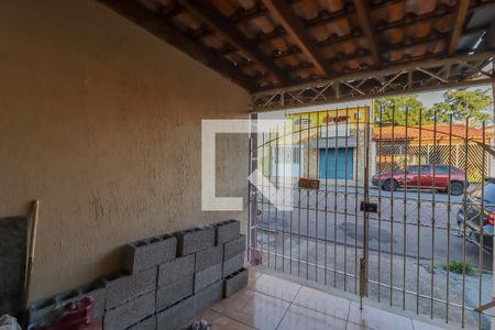 Casa à venda com 200m², 3 quartos e 4 vagas Casa à venda com 200m², 3 quartos e 4 vagasEdícula