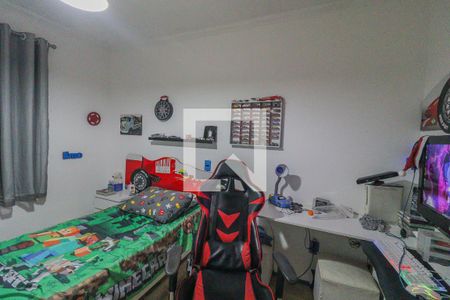 Casa à venda com 200m², 3 quartos e 4 vagas Casa à venda com 200m², 3 quartos e 4 vagasQuarto 2