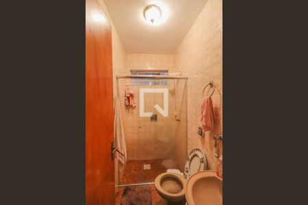 Casa à venda com 200m², 3 quartos e 4 vagas Casa à venda com 200m², 3 quartos e 4 vagasEdícula