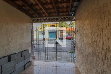 Casa à venda com 200m², 3 quartos e 4 vagas Casa à venda com 200m², 3 quartos e 4 vagasEdícula