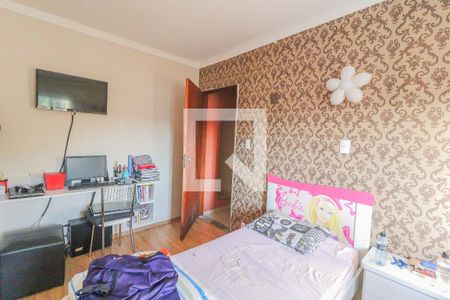 Casa à venda com 200m², 3 quartos e 4 vagas Casa à venda com 200m², 3 quartos e 4 vagasQuarto 3