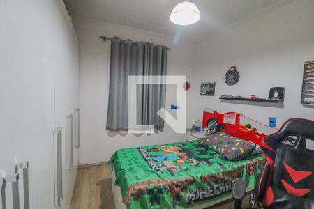 Casa à venda com 200m², 3 quartos e 4 vagas Casa à venda com 200m², 3 quartos e 4 vagasQuarto 2