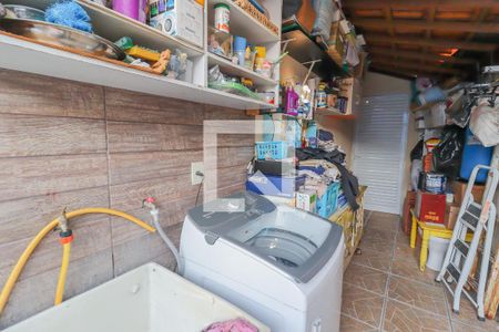 Casa à venda com 200m², 3 quartos e 4 vagas Casa à venda com 200m², 3 quartos e 4 vagasÁrea de Serviço