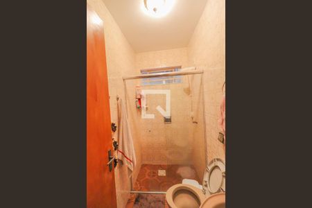 Casa à venda com 200m², 3 quartos e 4 vagas Casa à venda com 200m², 3 quartos e 4 vagasEdícula