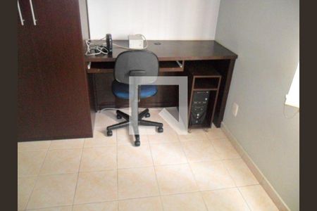 Apartamento à venda com 3 quartos, 70m² em Heliópolis, Belo Horizonte