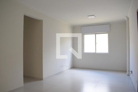 Sala de apartamento para alugar com 3 quartos, 85m² em Xaxim, Curitiba