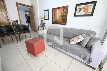 Sala de apartamento para alugar com 3 quartos, 84m² em Setor Bueno, Goiânia