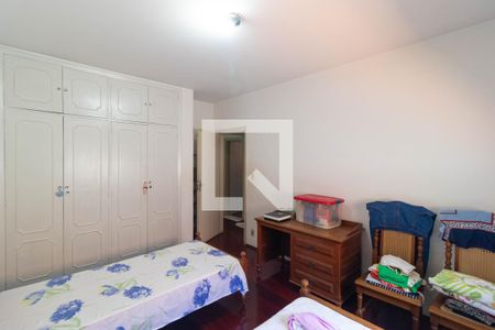 Casa para alugar com 225m², 4 quartos e 2 vagas Casa para alugar com 225m², 4 quartos e 2 vagasQuarto 02