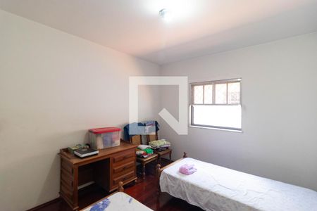 Casa para alugar com 225m², 4 quartos e 2 vagas Casa para alugar com 225m², 4 quartos e 2 vagasQuarto 02