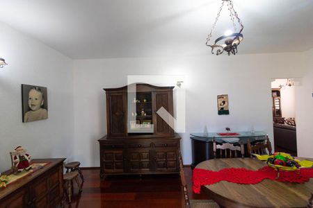 Sala 01 de casa à venda com 4 quartos, 225m² em Chácara da Barra, Campinas