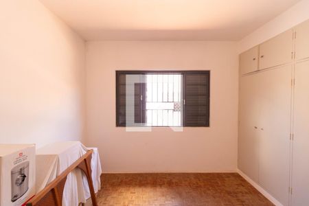 Casa para alugar com 225m², 4 quartos e 2 vagas Casa para alugar com 225m², 4 quartos e 2 vagasQuarto (Edícula)