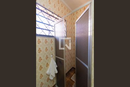 Casa para alugar com 225m², 4 quartos e 2 vagas Casa para alugar com 225m², 4 quartos e 2 vagasBanheiro