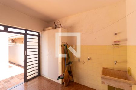 Casa para alugar com 225m², 4 quartos e 2 vagas Casa para alugar com 225m², 4 quartos e 2 vagasÁrea de Serviço (Edícula)