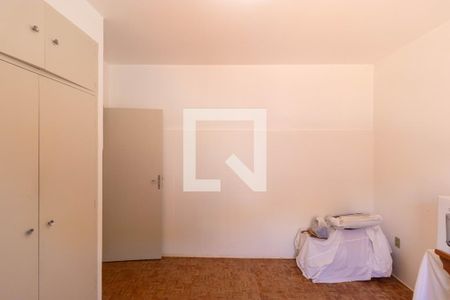 Casa para alugar com 225m², 4 quartos e 2 vagas Casa para alugar com 225m², 4 quartos e 2 vagasQuarto (Edícula)