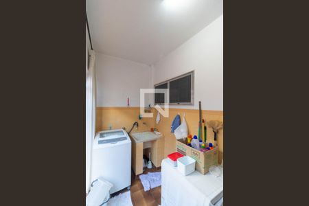 Casa para alugar com 225m², 4 quartos e 2 vagas Casa para alugar com 225m², 4 quartos e 2 vagasÁrea de Serviço