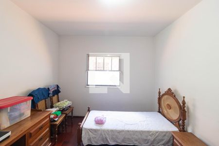 Casa para alugar com 225m², 4 quartos e 2 vagas Casa para alugar com 225m², 4 quartos e 2 vagasQuarto 02