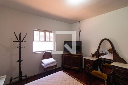 Casa para alugar com 225m², 4 quartos e 2 vagas Casa para alugar com 225m², 4 quartos e 2 vagasSuíte