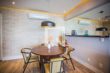 Sala  de apartamento à venda com 2 quartos, 72m² em Saúde, São Paulo