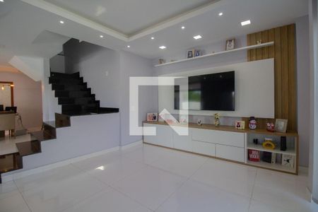 Sala de casa à venda com 3 quartos, 300m² em Vargem Grande, Rio de Janeiro