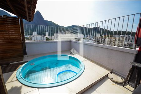 Varanda de apartamento à venda com 4 quartos, 200m² em Grajaú, Rio de Janeiro