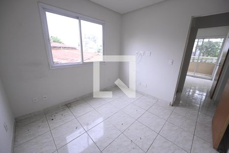 Quarto 1 de apartamento para alugar com 2 quartos, 67m² em Residencial Guarema, Goiânia