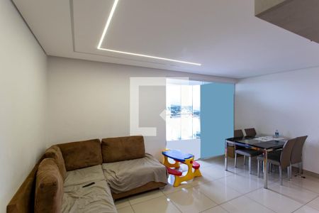 Sala de apartamento à venda com 3 quartos, 84m² em Itamarati, Belo Horizonte