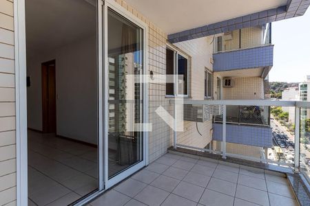 Varanda de kitnet/studio à venda com 1 quarto, 50m² em Icaraí, Niterói