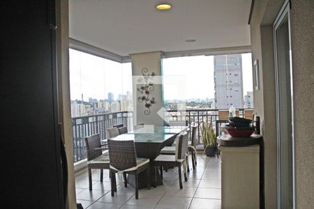 Sacada de apartamento à venda com 4 quartos, 223m² em Vila Romana, São Paulo