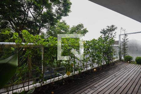 Varanda de casa de condomínio à venda com 4 quartos, 372m² em Real Parque, São Paulo