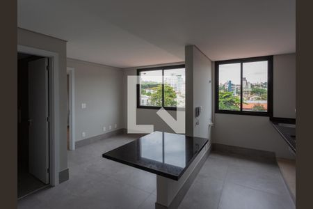 Sala de apartamento à venda com 1 quarto, 36m² em São José, Belo Horizonte