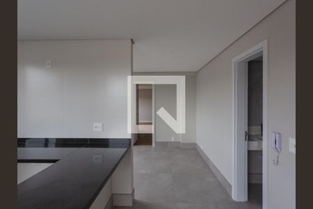 Entrada de apartamento à venda com 1 quarto, 74m² em São José, Belo Horizonte