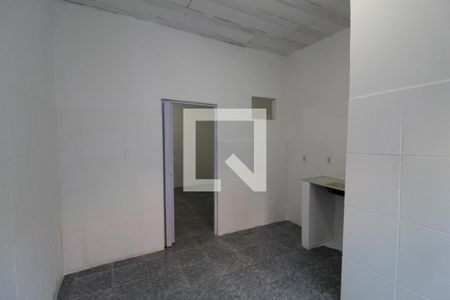 Sala de kitnet/studio para alugar com 1 quarto, 25m² em Gardênia Azul, Rio de Janeiro