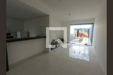 Casa à venda com 116m², 2 quartos e 2 vagassala 