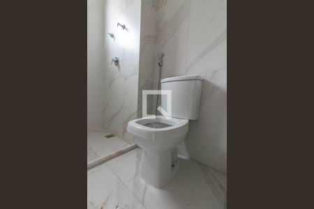 Banheiro da Suíte de apartamento à venda com 3 quartos, 141m² em Vila da Serra, Nova Lima