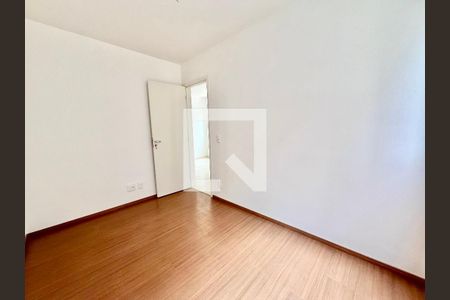 Quarto 2 de apartamento à venda com 2 quartos, 45m² em Bom Jesus, Contagem