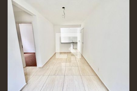 Sala de apartamento à venda com 2 quartos, 45m² em Bom Jesus, Contagem