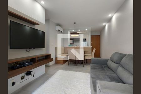 Sala  de apartamento para alugar com 2 quartos, 76m² em Jacarepaguá, Rio de Janeiro