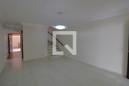 Casa à venda com 120m², 2 quartos e 1 vagaSala