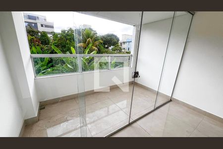 Varanda de apartamento à venda com 4 quartos, 184m² em Ouro Preto, Belo Horizonte
