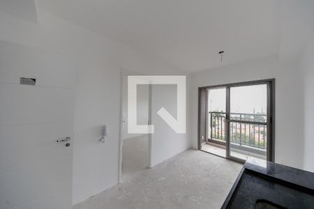 Sala/Cozinha de apartamento à venda com 1 quarto, 28m² em Vila Independência, São Paulo