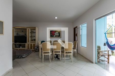 Sala de casa para alugar com 3 quartos, 140m² em Vila Suissa, Mogi das Cruzes