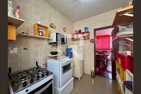 Cozinha de apartamento à venda com 3 quartos, 100m² em Carmo, Belo Horizonte
