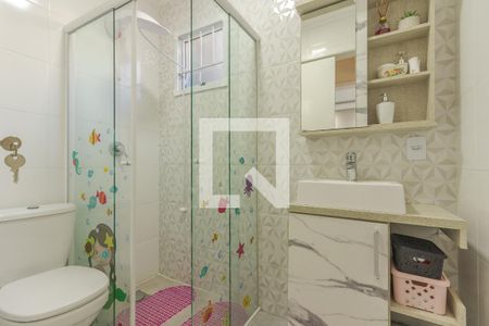 Banheiro suite de casa à venda com 2 quartos, 250m² em Sarandi, Porto Alegre